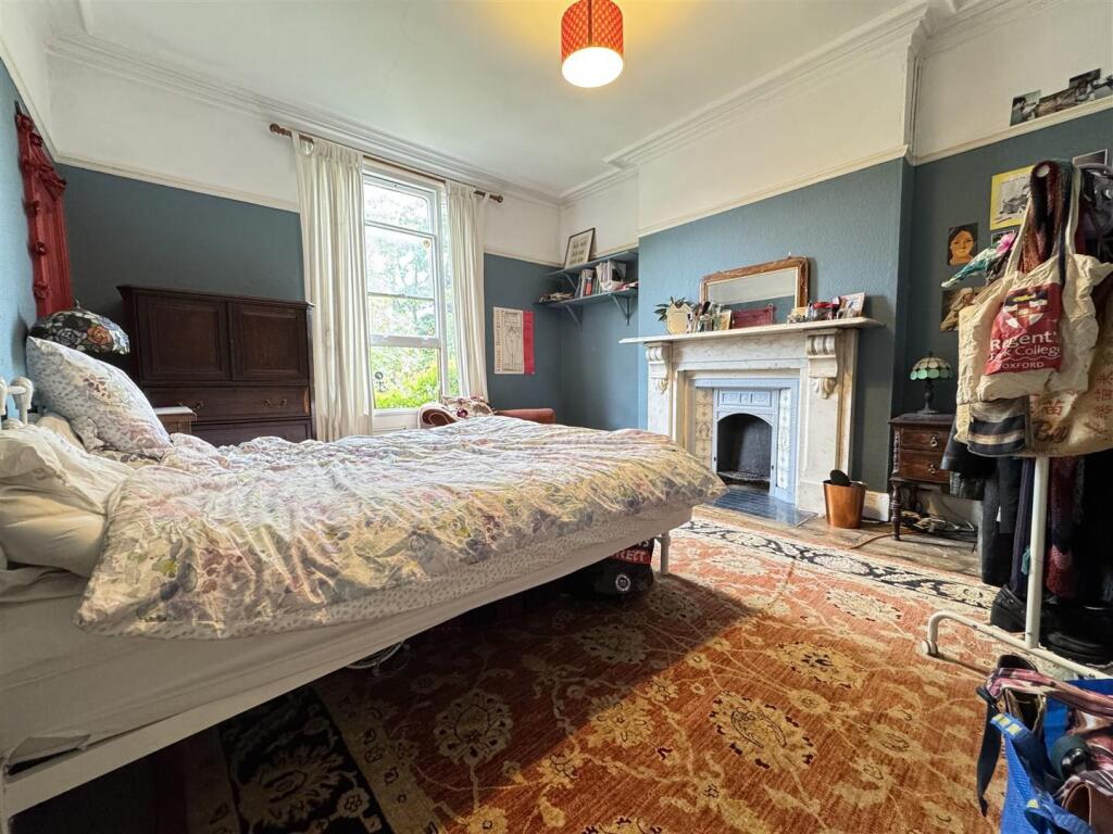 IMG_0843 (Large).JPG