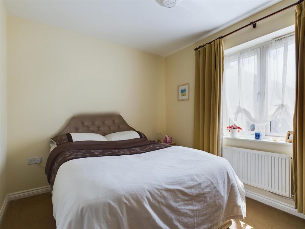 Rear Bedroom