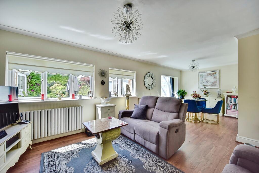 Open Plan Lounge &amp; Dining View