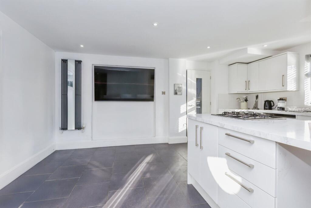 Kitchen/ Diner