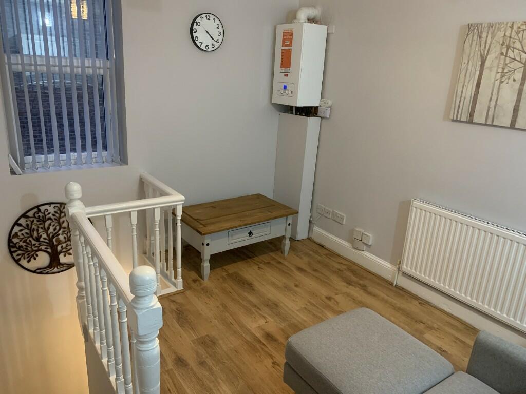 Living Room/Kitchen