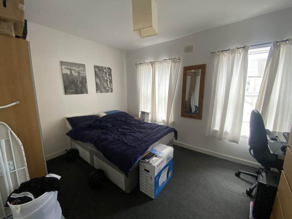 First Floor Front Be