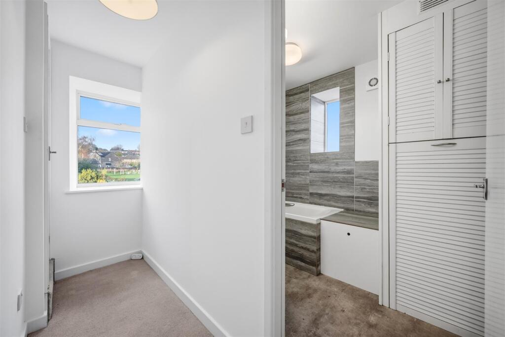 First floor landing and Bathroom.jpg