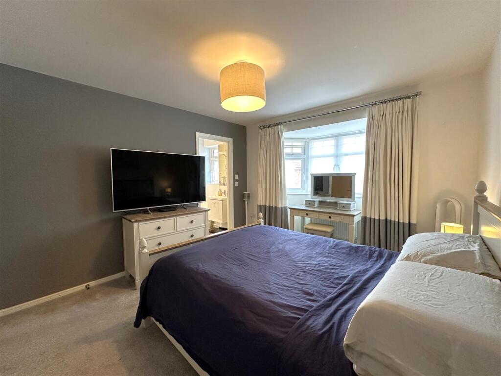 Bedroom One 887