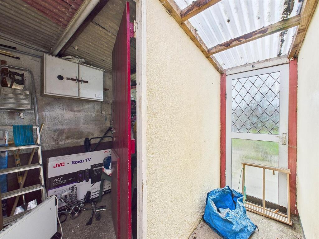 13 - 2 Bedroom Semi Detached House.jpg