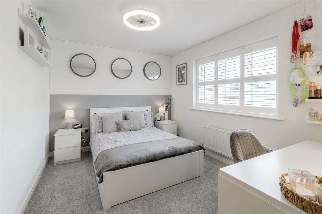 1 Farthington Drive, Nuneaton