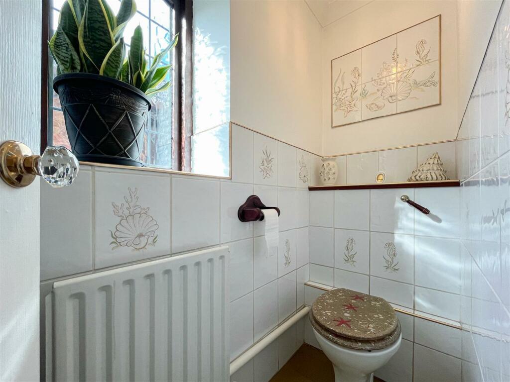cloak room
