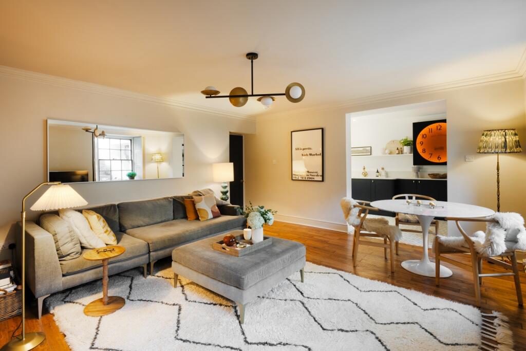 Reception to kitchen