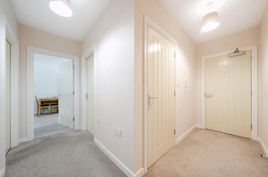 1334496-1-6895daf...