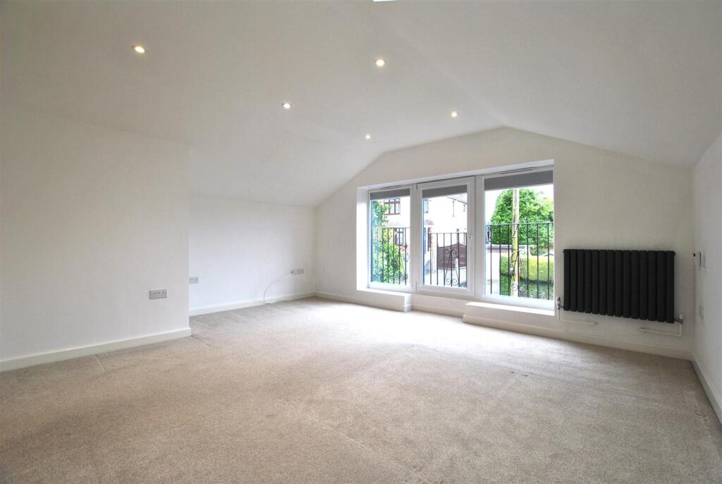 Bedroom (2)