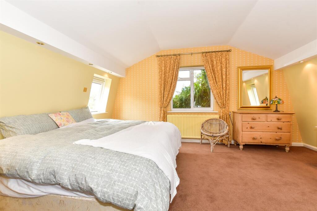 Annexe Bedroom 1