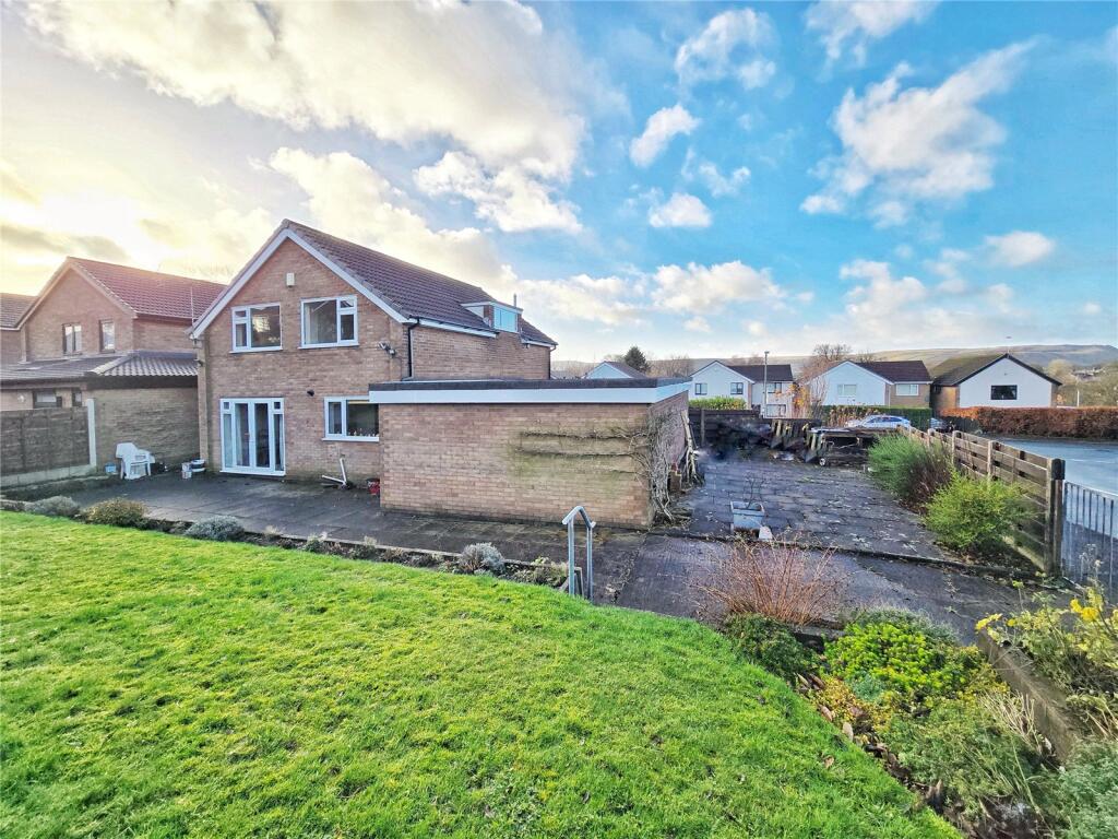 Side &amp; Rear Gardens