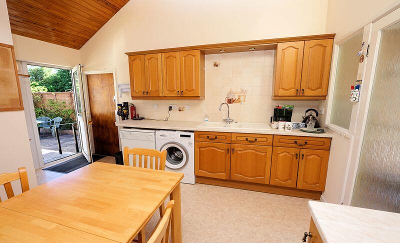 Part vaulted ceiling