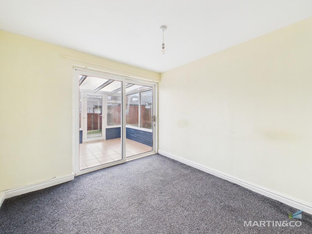 CAM03111G0-PR0418...