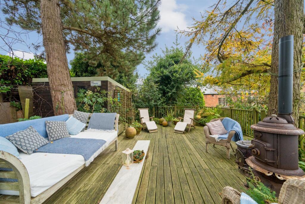 15 Lutterworth Road, Pailton