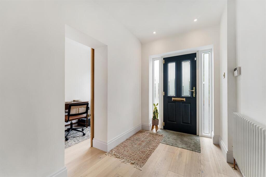 Entrance Hall 2