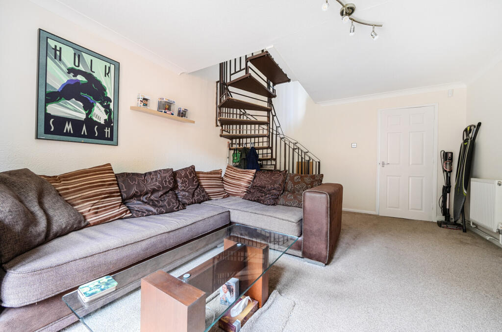 12988081682f284b36090arw