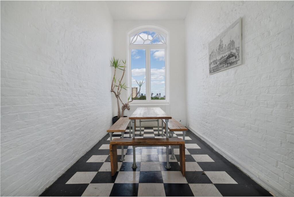 Communal Roof Terrace