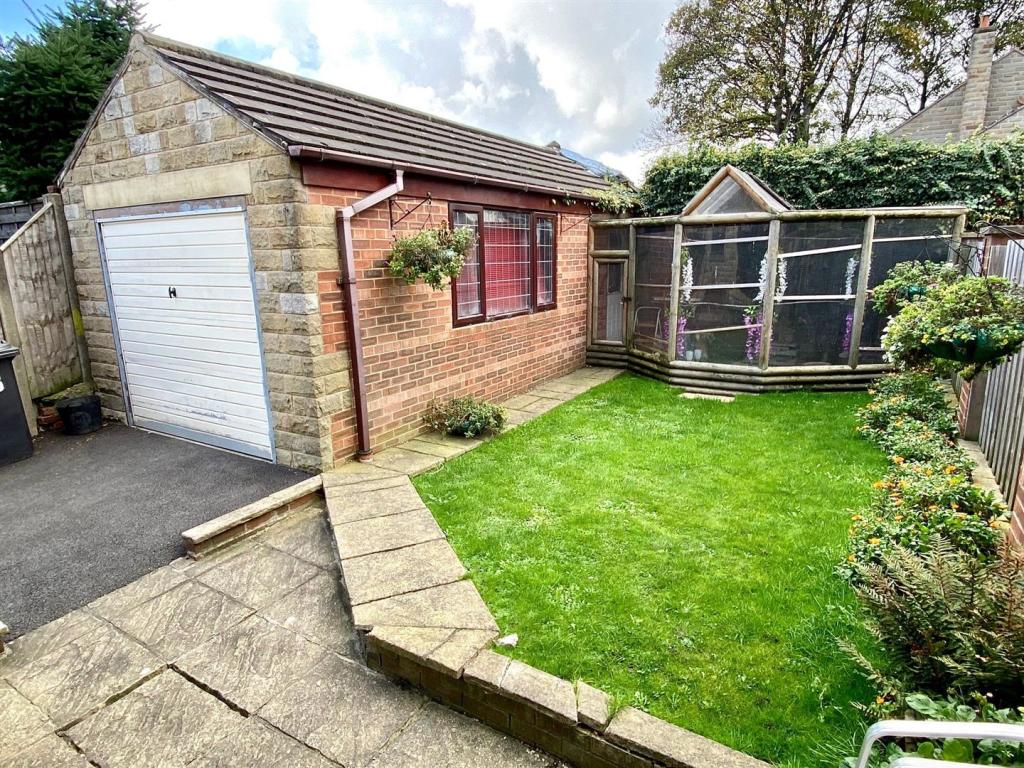 water royd lane 35b garden.jpg