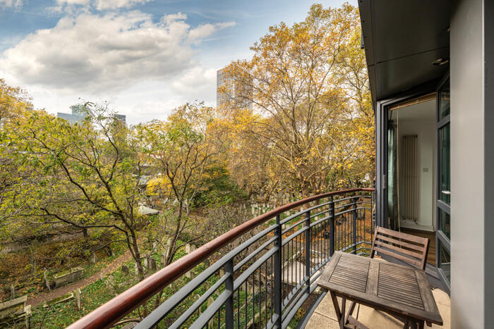 City Road, London, EC1Y