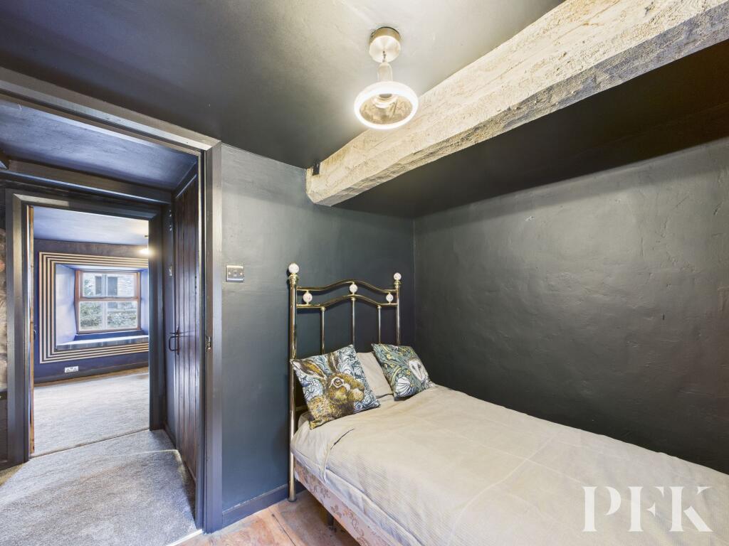 1 Midtown - Bedroom 2