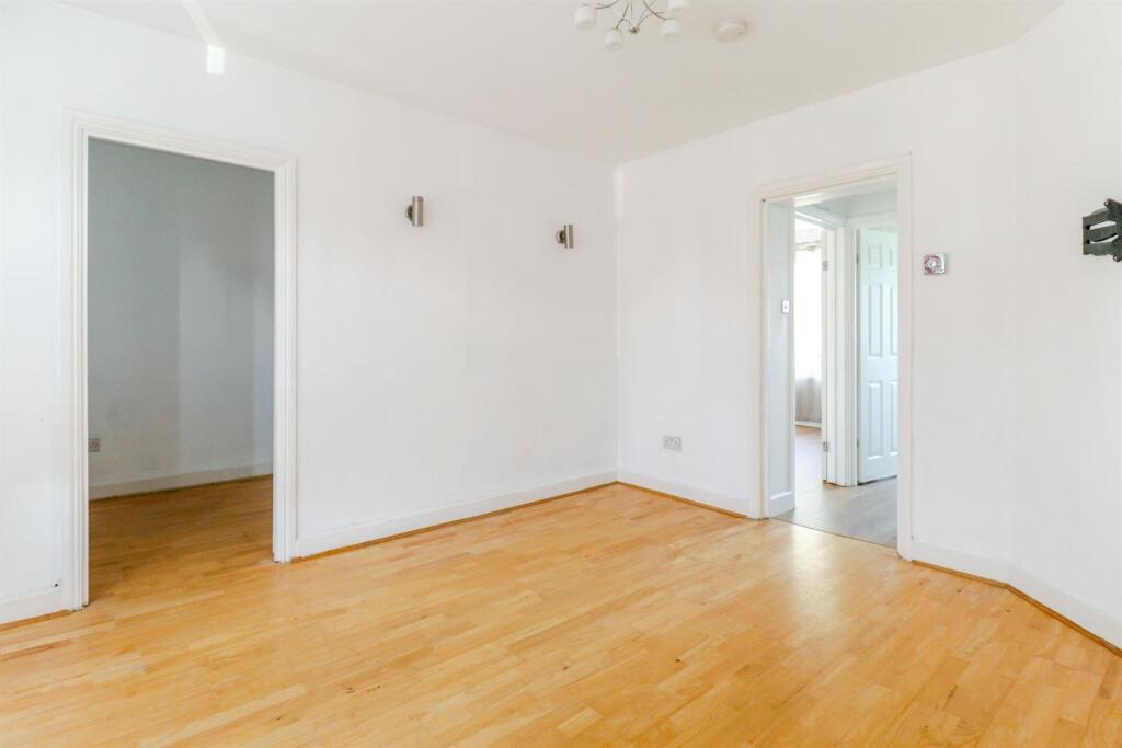 27 Glenloch Road-6.jpg