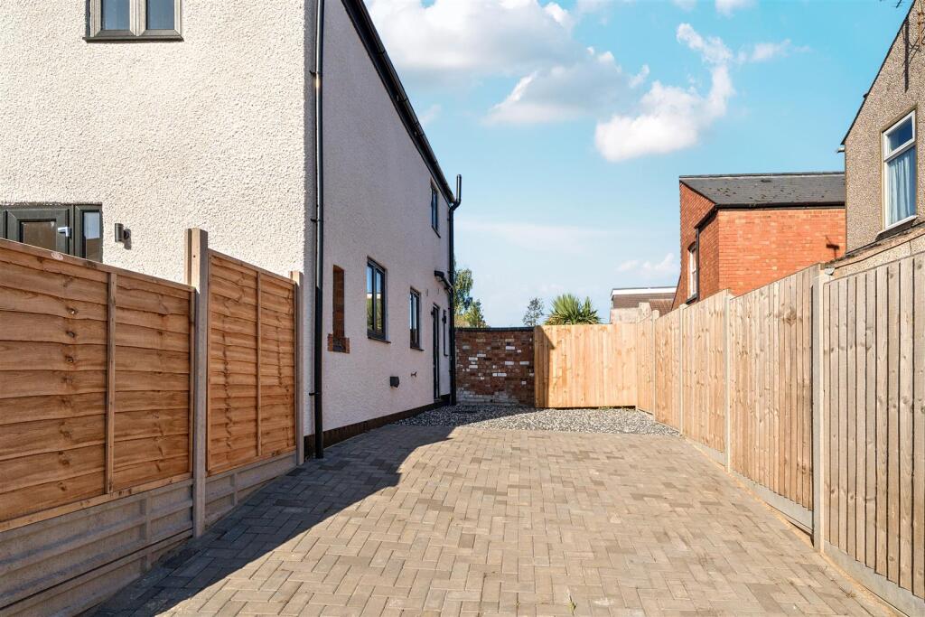 The Store, 47 Holbrook Avenue (2).jpg