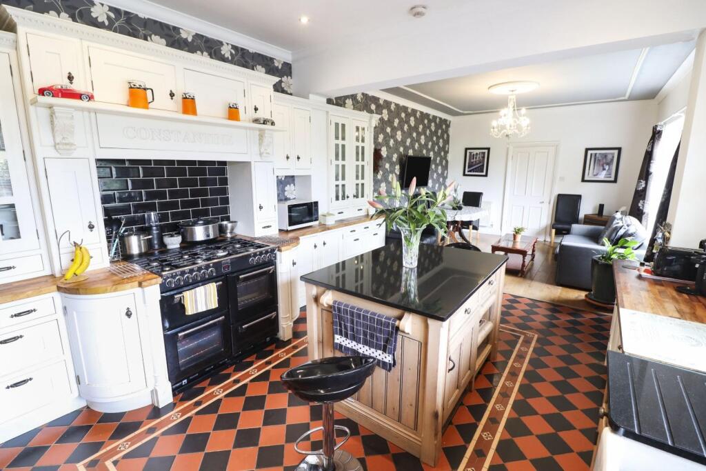 Kitchen / Family Room