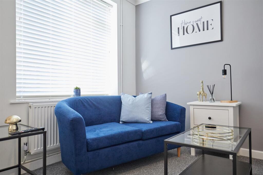 Naismith Road 25.jpg