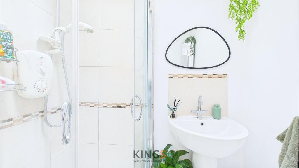 En Suite Shower room