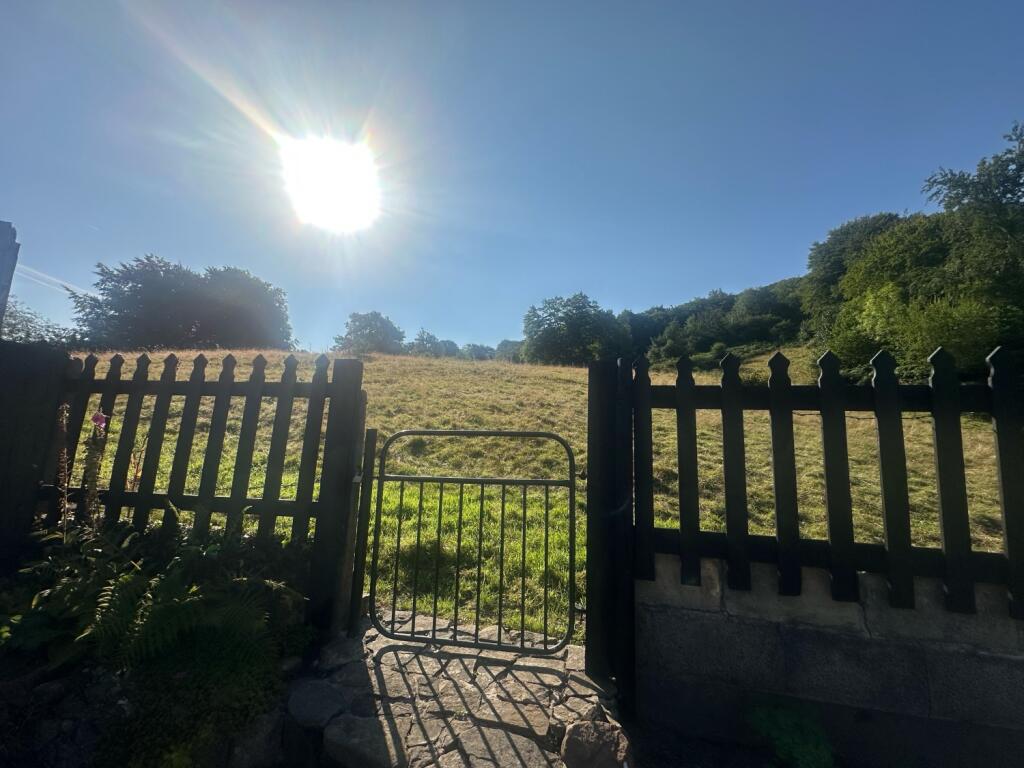 1C705389-474C-41AC-B933-E56A21E64CAE