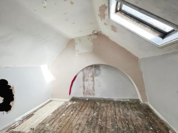 EweMove Scunthorpe Estate Agents - Attic Room