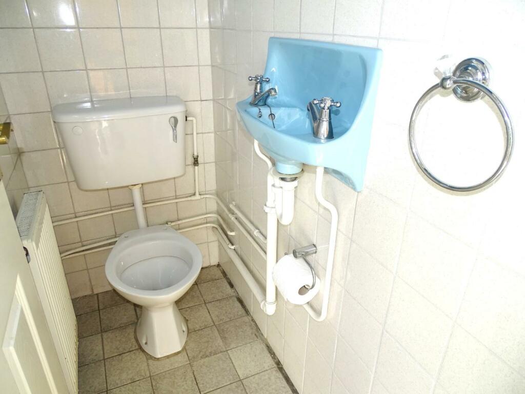 CLOAKROOM