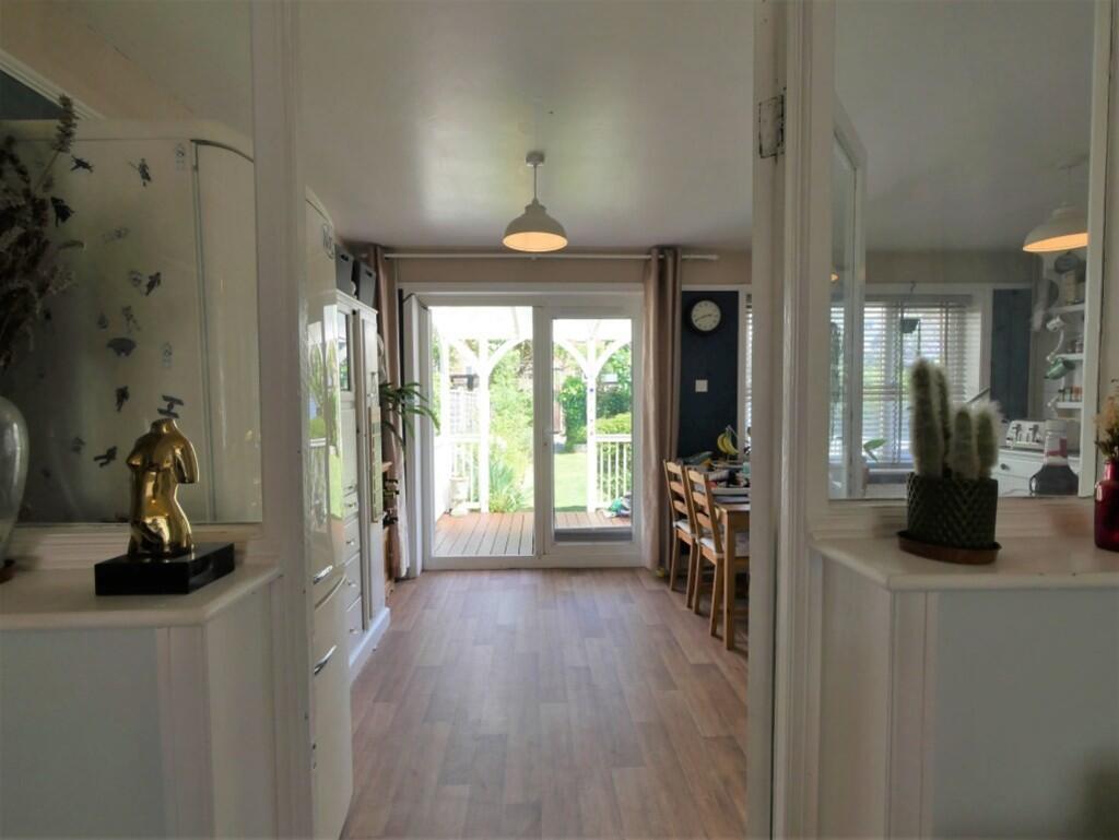 SITTING AND FAMIL...