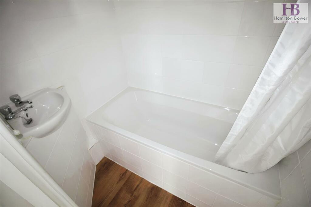 2d6345b6-Leeds 20Road 20Ilkley 208.jpg