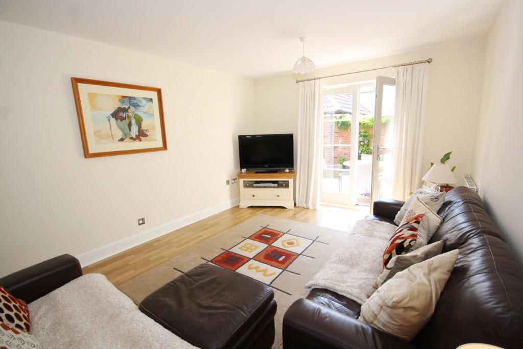19' Sitting Room 