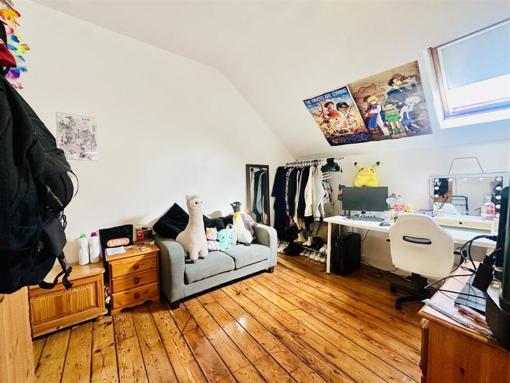 Bedroom 6
