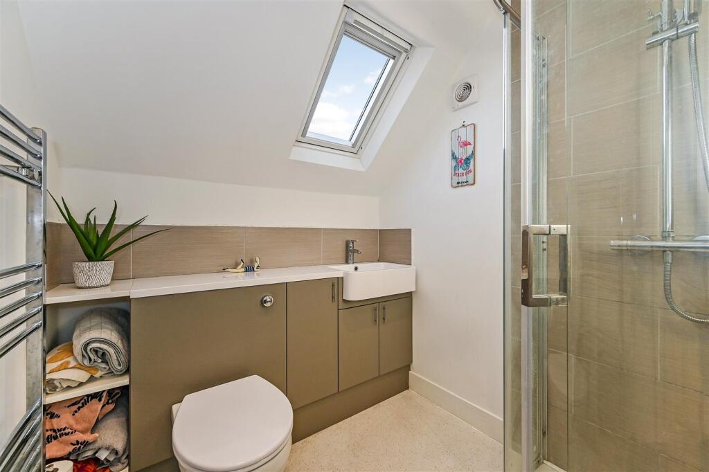 Ensuite Shower
