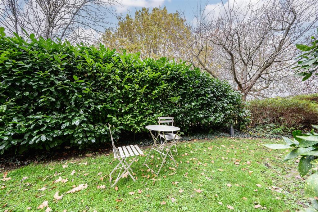 42 Maple Gate-18.jpg