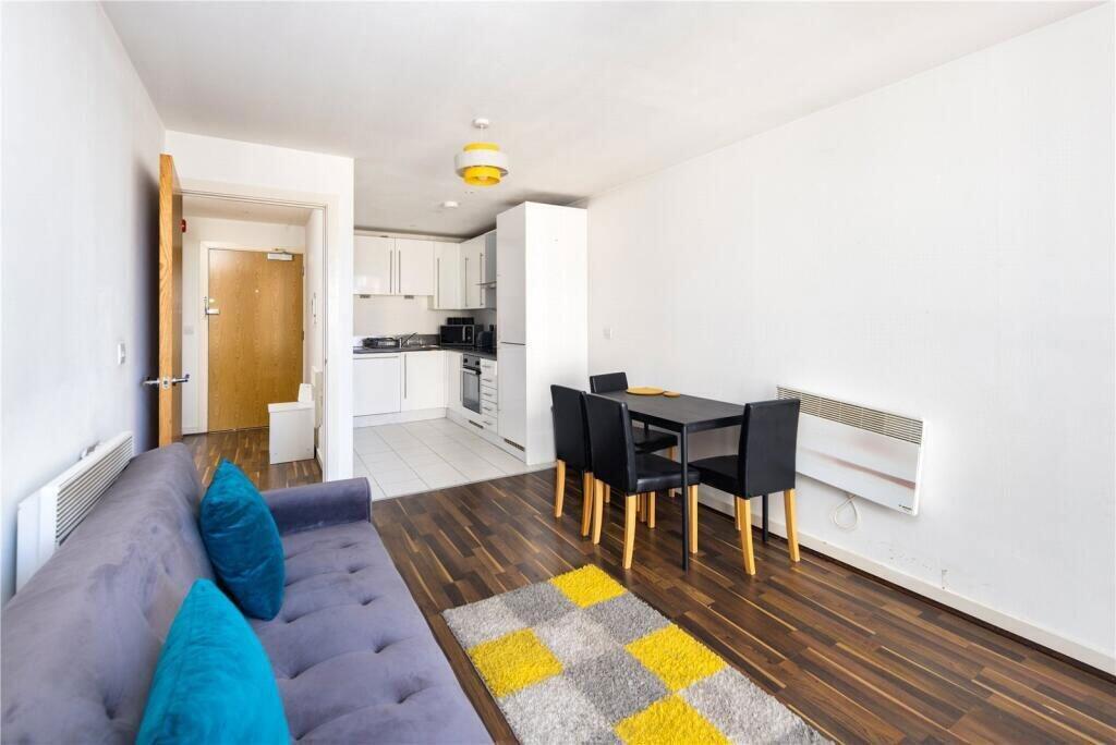 Living Room 3