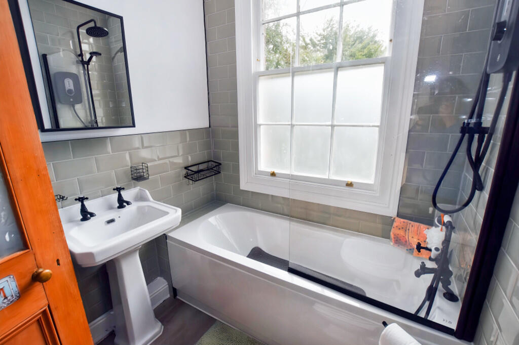 Bathroom 2