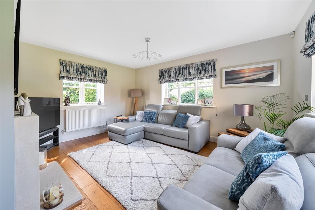 Sycamore House, 2 Mill Lane, Greens Norton (3).jpg