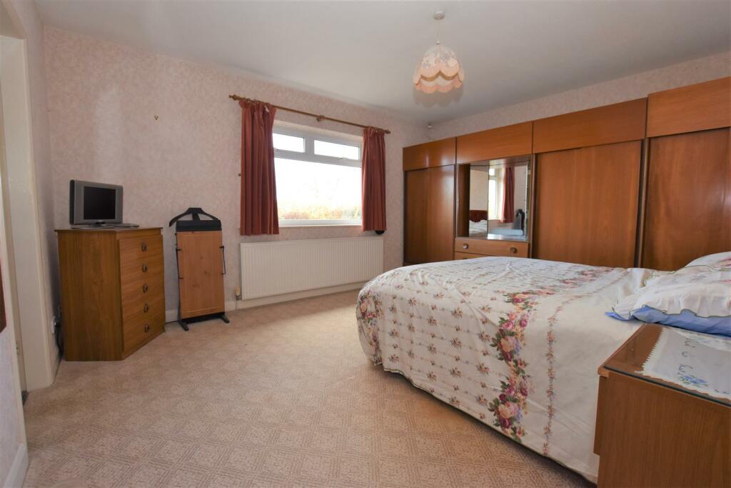 Bedroom One.jpg