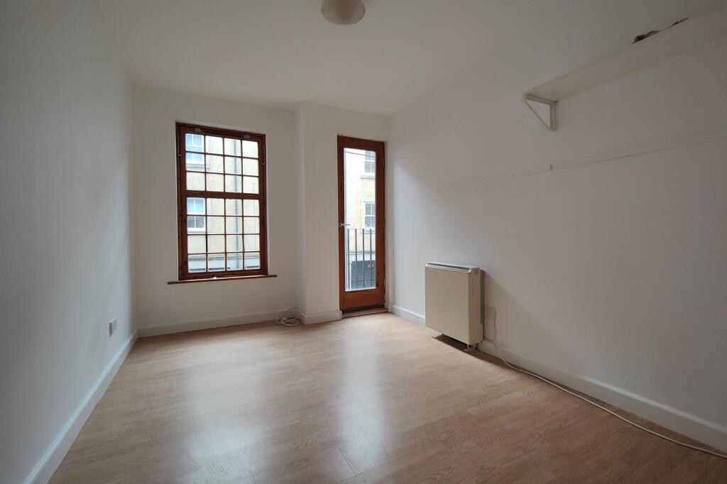 2 Double Bedrooms