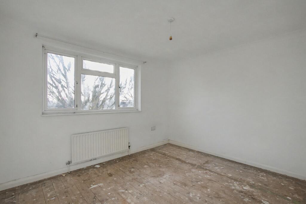 107 Halcot Avenue, Bexleyheath, Kent, DA6 7QA