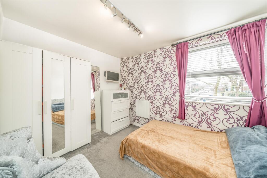 1260 London Road, Norbury, London