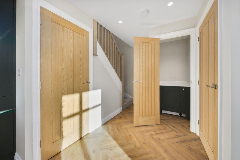 Utiliy-Cupboard