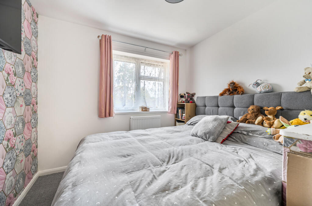 1343720-3-68b5951...