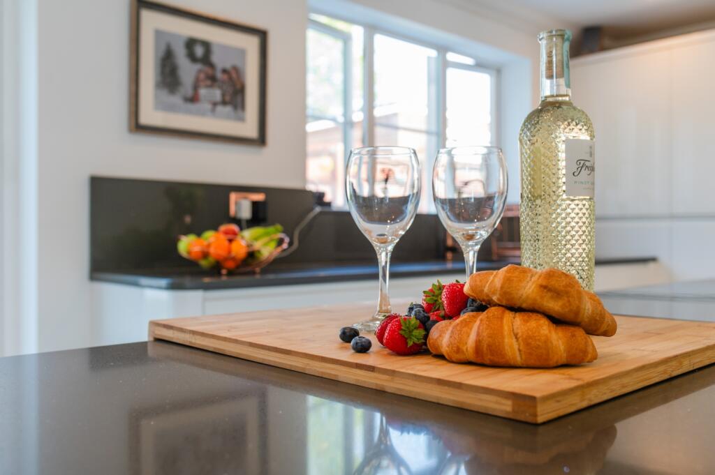 Award-winning Media team on EVERY Listing_10