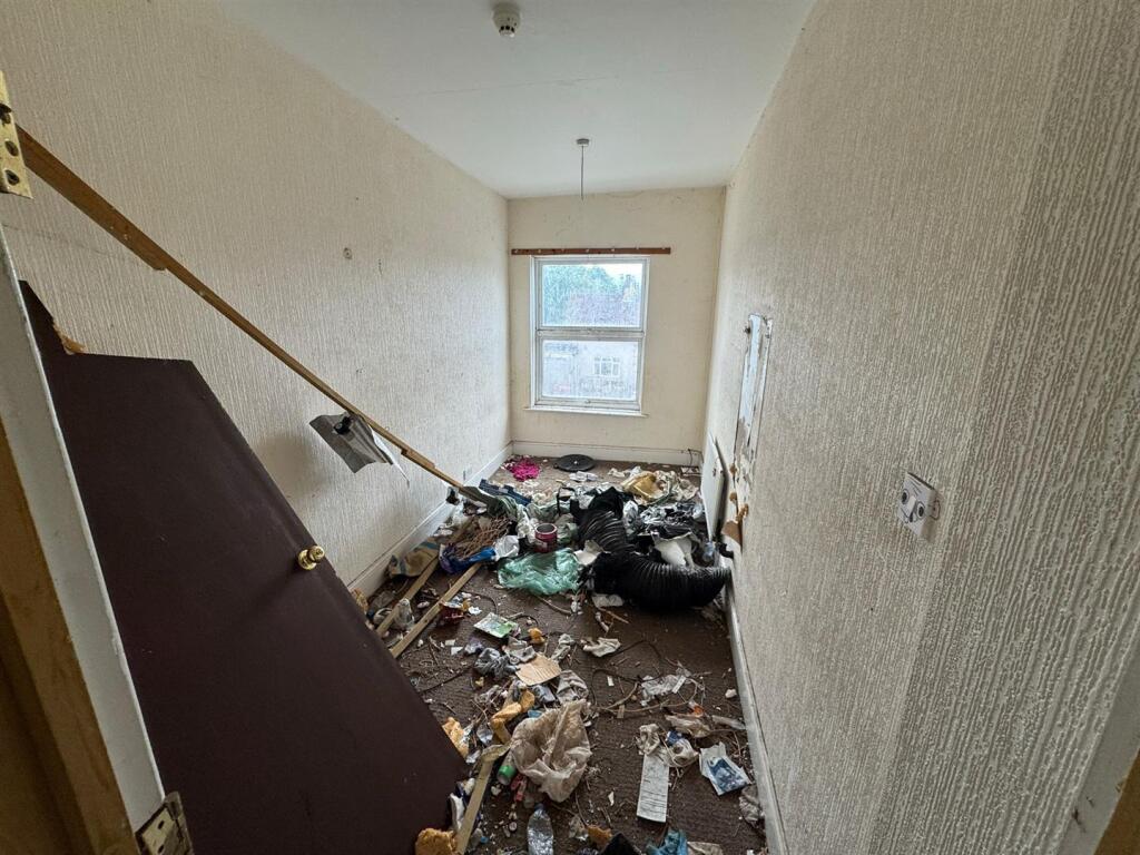 WhatsApp Image 2025-09-15 at 11.23.02 (11).jpeg